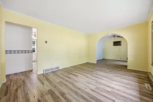 708 19th St N, Moorhead, MN 56560 - Photo 8