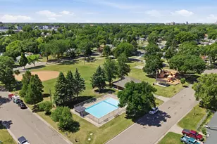708 19th St N, Moorhead, MN 56560 - Photo 30