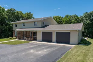 24100 577th Ln, Mankato, MN 56001 - Photo 2