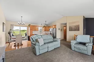816 Cologne Ln, Waverly, MN 55390 - Photo 6
