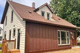 720 Fir Ave, Bird Island, MN 55310 - Photo 2