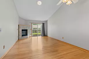 736 86th Ln NW, Coon Rapids, MN 55433 - Photo 6