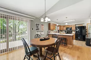 210 W 9th St, Starbuck, MN 56381 - Photo 18