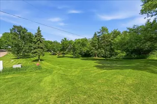 210 W 9th St, Starbuck, MN 56381 - Photo 40