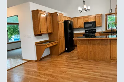 7362 51st Street N, Oakdale, MN 55128 - Photo 8