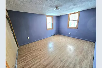 414 Crocker Avenue S, Thief River Falls, MN 56701 - Photo 6