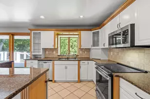 5010 Diane Dr, Minnetonka, MN 55343 - Photo 34