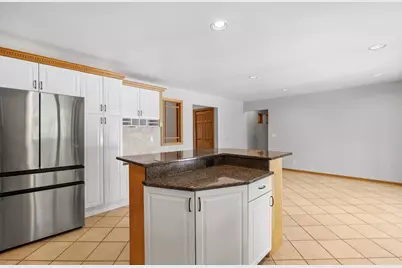 5010 Diane Drive, Hopkins, MN 55343 - Photo 32