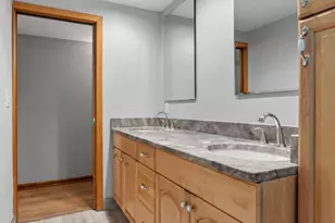 5010 Diane Dr, Minnetonka, MN 55343 - Photo 66