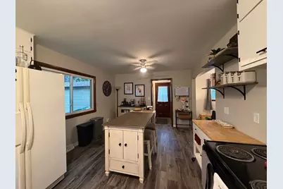 318 N Austin Avenue, Litchfield, MN 55355 - Photo 8