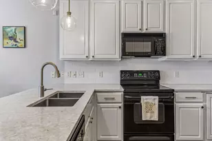 5035 Garland Ln N, Plymouth, MN 55446 - Photo 18