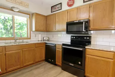 1545 Waterloo Avenue, West Saint Paul, MN 55118 - Photo 6
