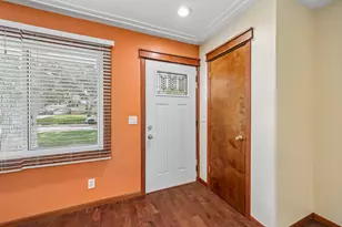 5518 Regent Ave N, Crystal, MN 55429 - Photo 8