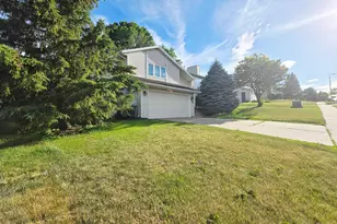 2640 59th St NW, Rochester, MN 55901 - Photo 4