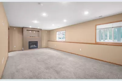 10543 Noble Circle N, Brooklyn Park, MN 55443 - Photo 16