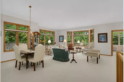 7081 Crowne Oak Road, Eden Prairie, MN 55344 - Photo 2