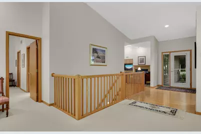 7081 Crowne Oak Road, Eden Prairie, MN 55344 - Photo 24