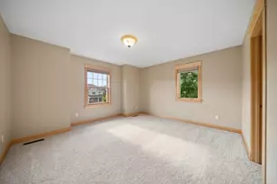 5352 Scenic Oak Dr SW, Rochester, MN 55902 - Photo 48