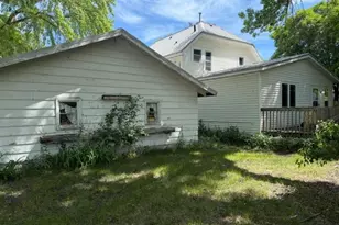 217 W Oak St, Osakis, MN 56360 - Photo 32