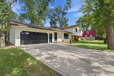 250 School Avenue, Brooten, MN 56316 - Photo 2