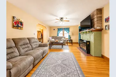 902 4th Avenue SW, Austin, MN 55912 - Photo 4