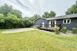 103 Northwood Dr, Redwood Falls, MN 56283 - Photo 6