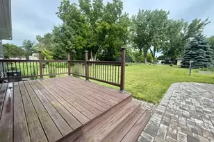103 Northwood Dr, Redwood Falls, MN 56283 - Photo 8