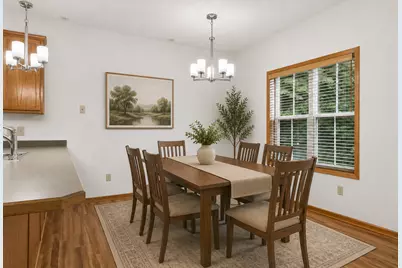 7582 6th Street N, Oakdale, MN 55128 - Photo 4