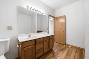 7582 6th St N, Oakdale, MN 55128 - Photo 18