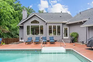 2700 Ashbourne Rd, Minnetonka, MN 55391 - Photo 8