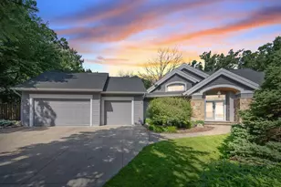 2700 Ashbourne Rd, Minnetonka, MN 55391 - Photo 2