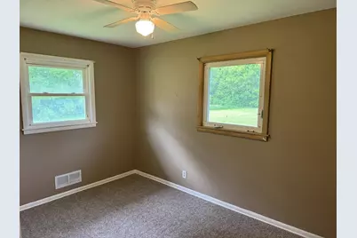 435 W Ottawa Street, Le Center, MN 56057 - Photo 12