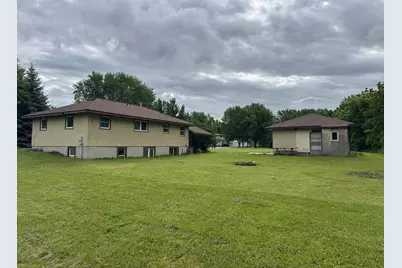 435 W Ottawa Street, Le Center, MN 56057 - Photo 22