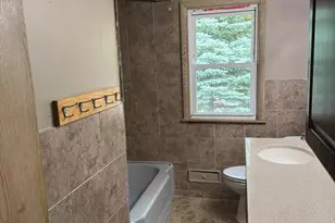 435 W Ottawa St, Le Center, MN 56057 - Photo 16