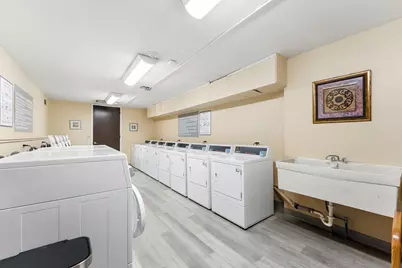 2800 Hamline Avenue N #216, Roseville, MN 55113 - Photo 14