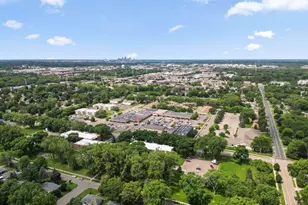2800 Hamline Ave N, Roseville, MN 55113 - Photo 26