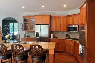 6656 Pointe Lake Lucy, Chanhassen, MN 55317 - Photo 2