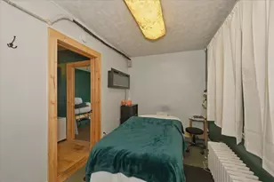 601 Belknap St, Superior, WI 54880 - Photo 8