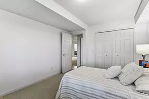562 Deer Ridge Ln S, Maplewood, MN 55119 - Photo 36