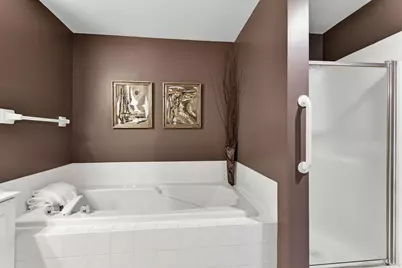 562 Deer Ridge Lane S, Maplewood, MN 55119 - Photo 24