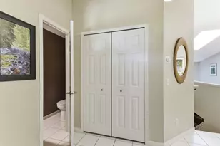 562 Deer Ridge Ln S, Maplewood, MN 55119 - Photo 6