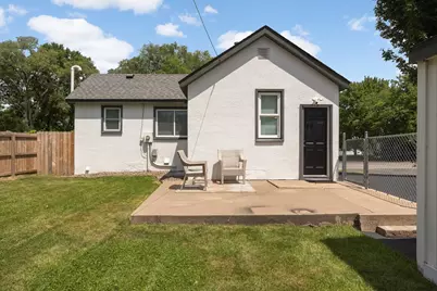 2618 South Avenue E, North Saint Paul, MN 55109 - Photo 22