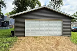 1004 6th St SW, Willmar, MN 56201 - Photo 14
