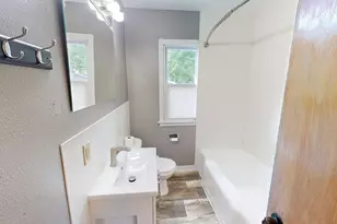 1004 6th St SW, Willmar, MN 56201 - Photo 6