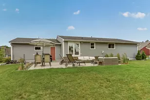 811 3rd Ave SE, Stewartville, MN 55976 - Photo 2