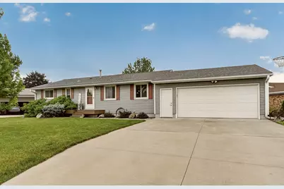 811 3rd Avenue SE, Stewartville, MN 55976 - Photo 1