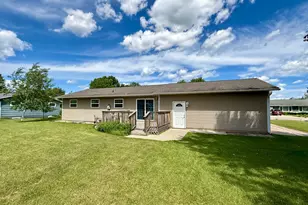 1015 9th St SW, Wadena, MN 56482 - Photo 20