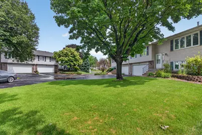 8432 W 100th Street, Bloomington, MN 55438 - Photo 26