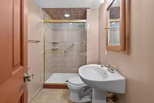 8432 W 100th St, Bloomington, MN 55438 - Photo 20