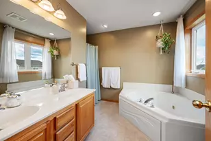 13522 Oakwood Dr, Rogers, MN 55374 - Photo 20